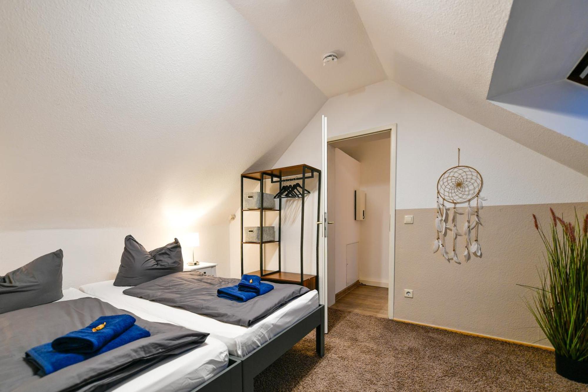 Grosses Spree Apartment, 3 Schlafzimmer Bis 10 Personen, 4X Kfz Parkplatz, Terrasse, Waschtrockner, Wlan, Netflix 콧부스 외부 사진