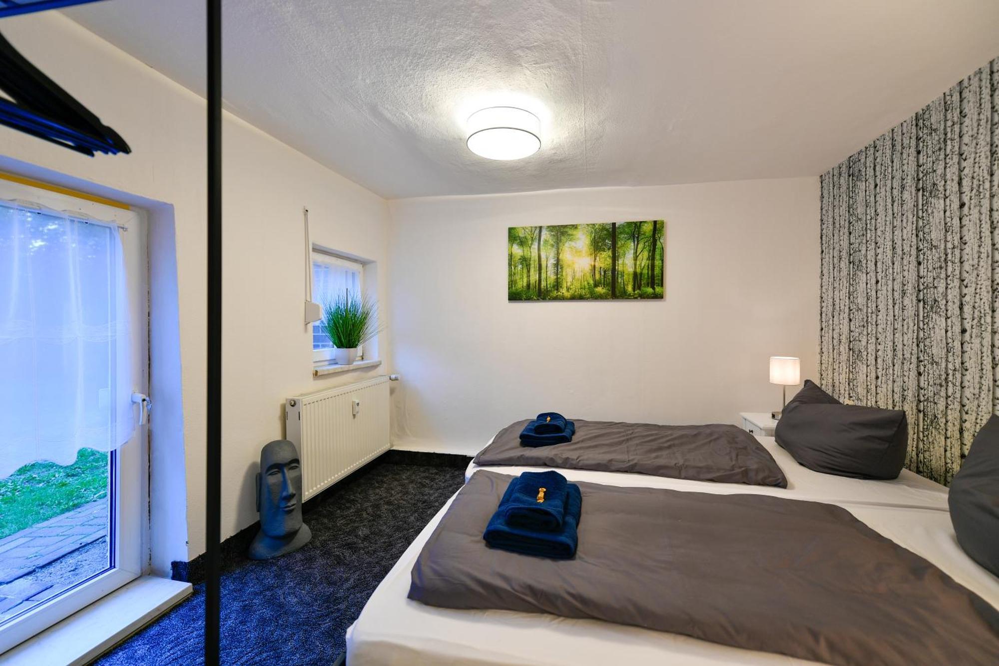 Grosses Spree Apartment, 3 Schlafzimmer Bis 10 Personen, 4X Kfz Parkplatz, Terrasse, Waschtrockner, Wlan, Netflix 콧부스 외부 사진